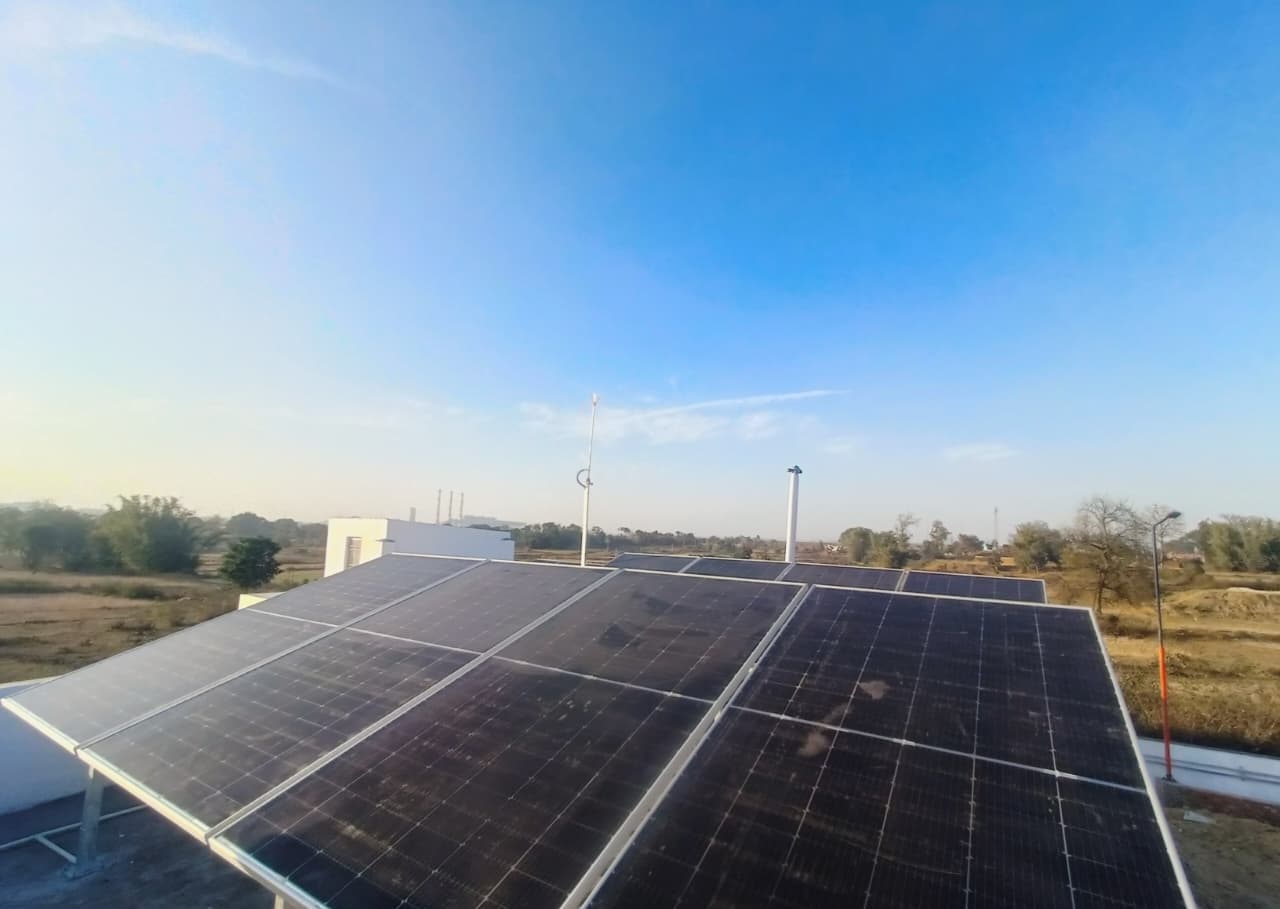 Solar installation project photo 6